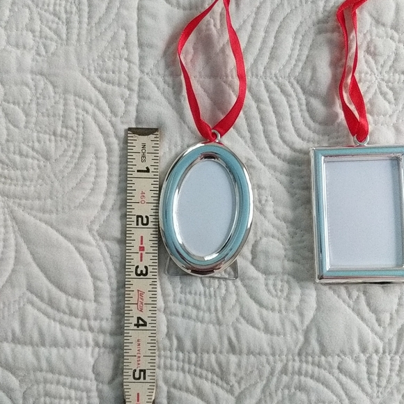 Ornaments - Picture 3 of 3